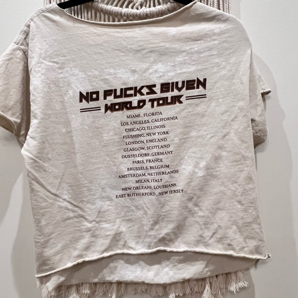 No F*cks given world tour t shirt fits like a medium